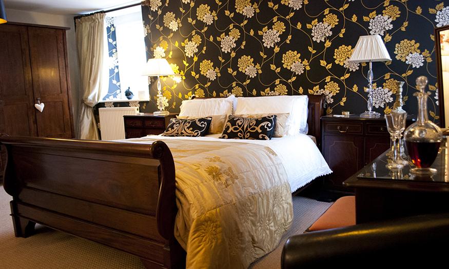 Exploring The Castle House: Premier Accommodation in Richmond